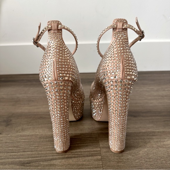 New!! Steve Madden, Crystal platform nude heels - Picture 7 of 8
